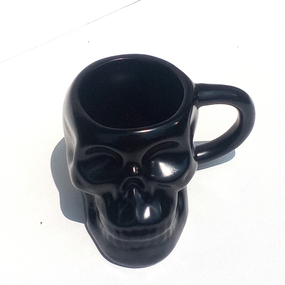 Other - Maudborup black skull mug dishwasher safe